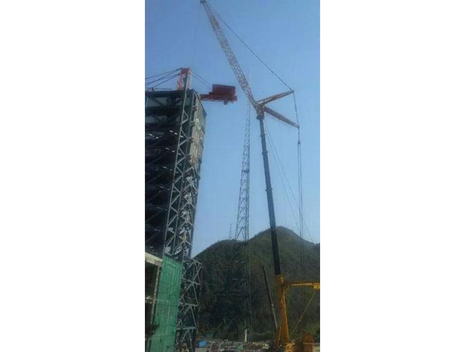 西昌發(fā)射中心超起工況3號塔改建吊裝